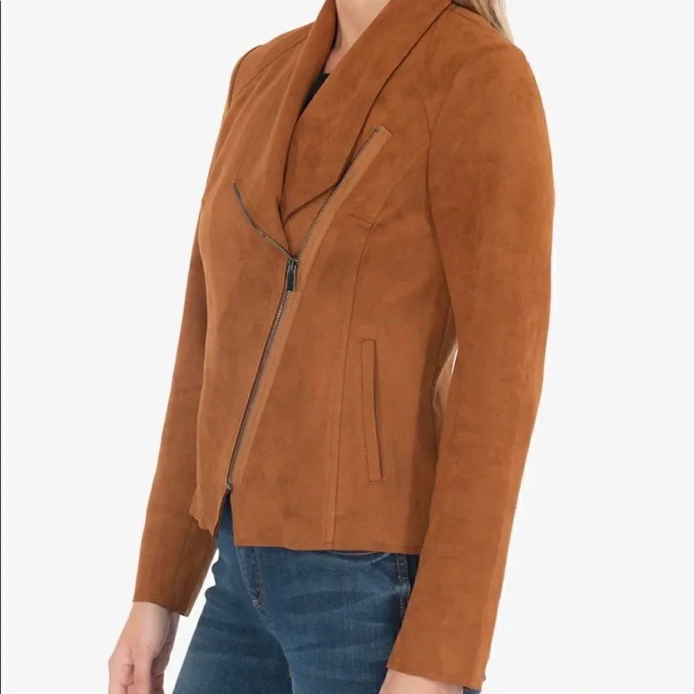 💼Like New KUT Wine Carina Moto Jacket, Asymmetrical Zipper side slash po… - Picture 13 of 13